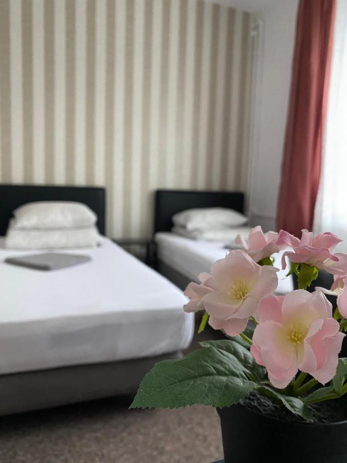 Pastel Guest Rooms Varsó Kültér fotó