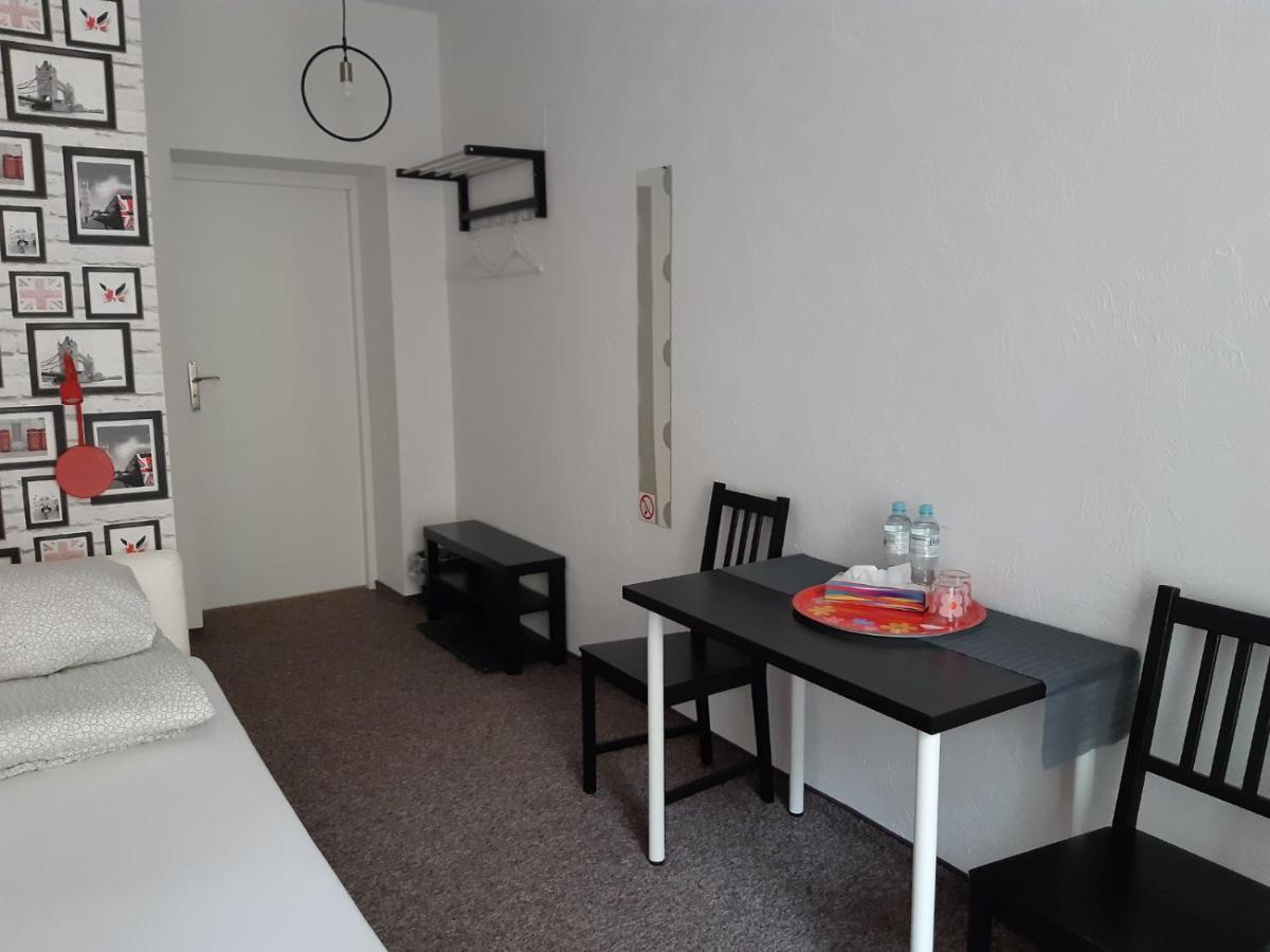 Pastel Guest Rooms Varsó Kültér fotó